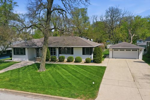 18131 Loomis Ave, Homewood, IL, 60430-2440 | Card Image