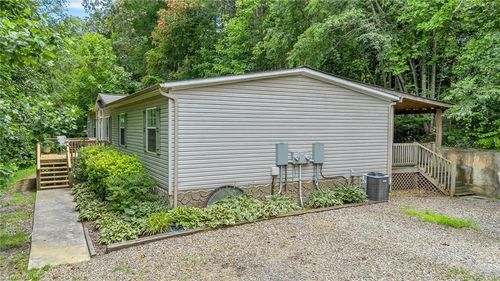 629 Gunters Hill Rd, Boomer, NC, 28606-8145 | Card Image