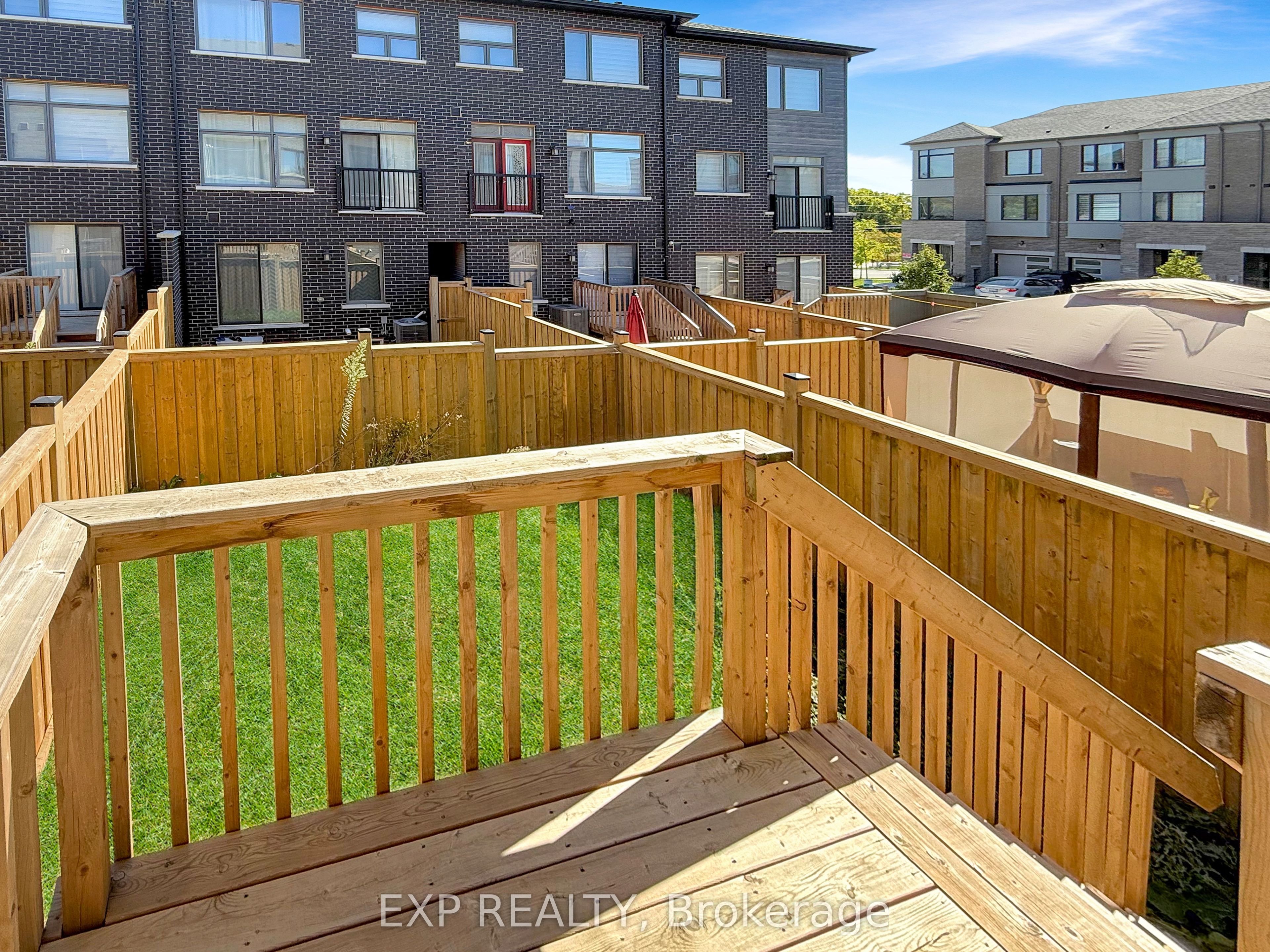 Residential Lease in Aurora 4