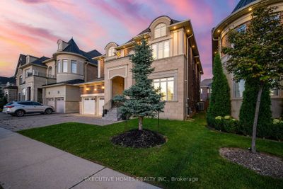 239 Timber Creek Blvd, House other with 4 bedrooms, 4 bathrooms and 5 parking in Kleinburg ON | Image 3