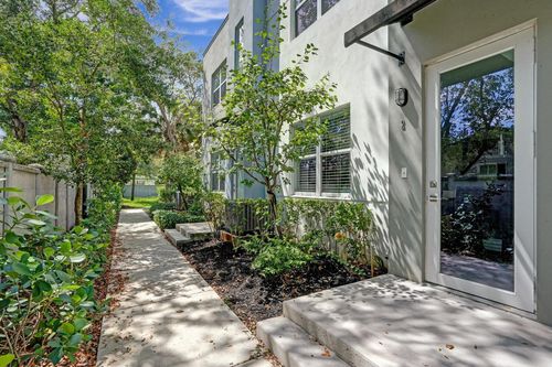 unit-2-480 Ne 35th Ct, Oakland Park, FL, 33334-2170 | Card Image