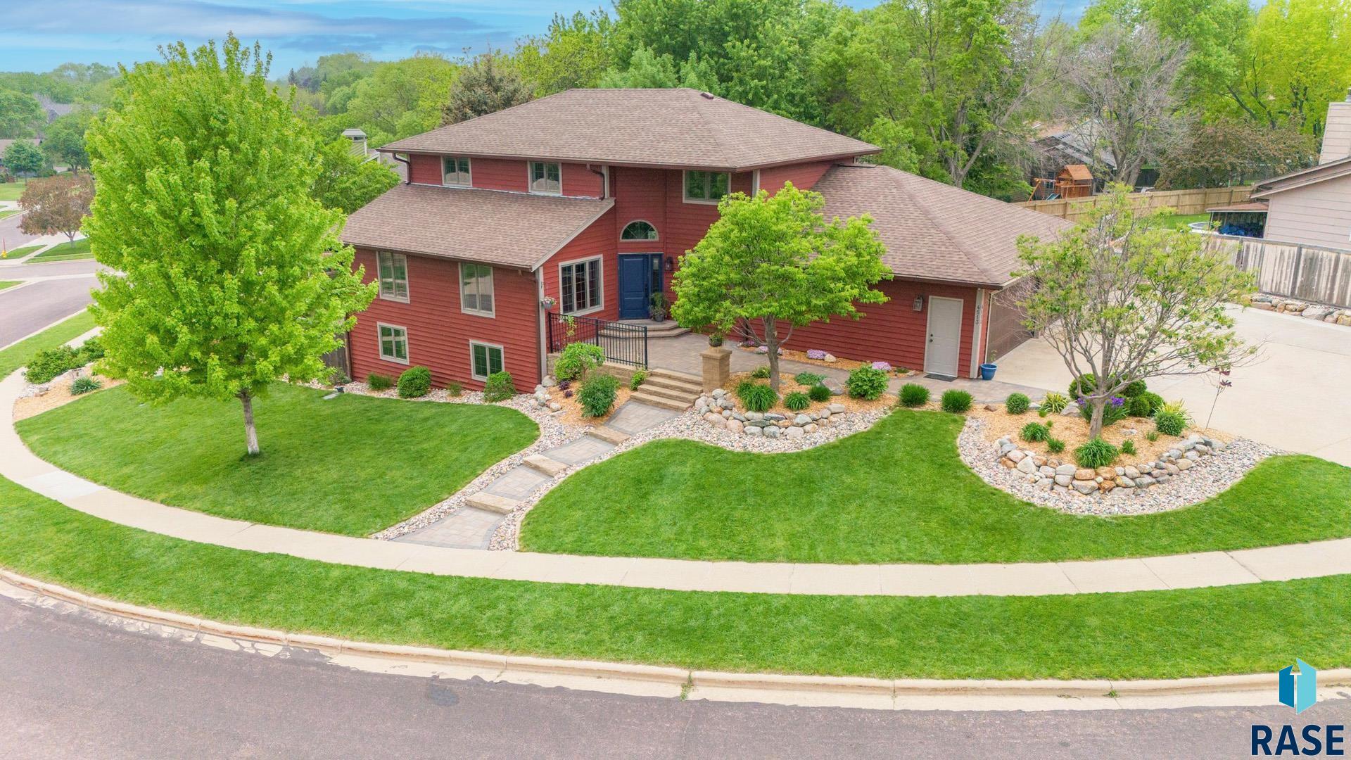 Southridge Dr, Sioux Falls, SD 57105