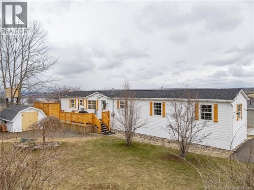 7 Barrington Rd, Fredericton, NB, E3C0A5 | Card Image