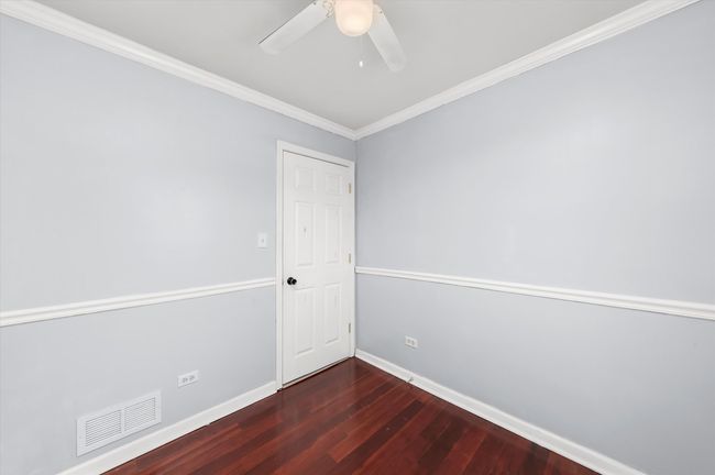 7546 W 61 St St, House other with 3 bedrooms, 2 bathrooms and 2 parking in Summit IL | Image 23