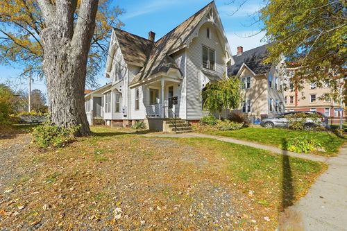 429 Pleasant St, Holyoke, MA, 01040-2595 | Card Image