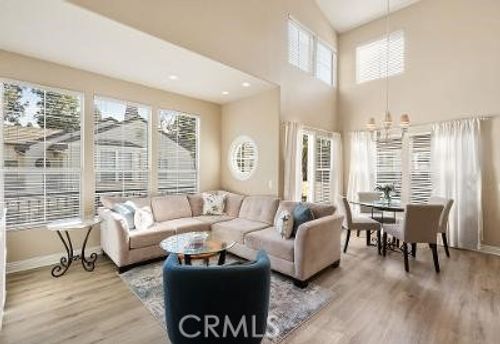 17 Auvergne, Newport Coast, CA, 92657-1028 | Card Image
