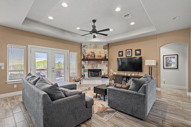 308 First Down Dash, House other with 3 bedrooms, 3 bathrooms and 6 parking in Burnet TX | Image 8