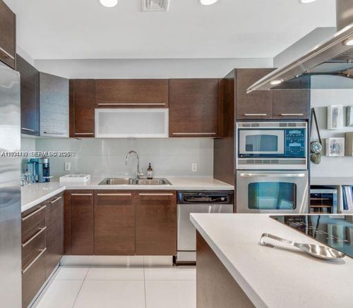 707-7930 East Dr, North Bay Village, FL, 33141 | Card Image