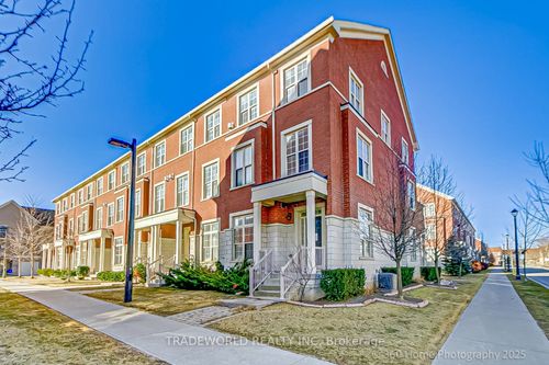 13 Empress Of Australia Lane, Markham, ON, L6C0P3 | Card Image