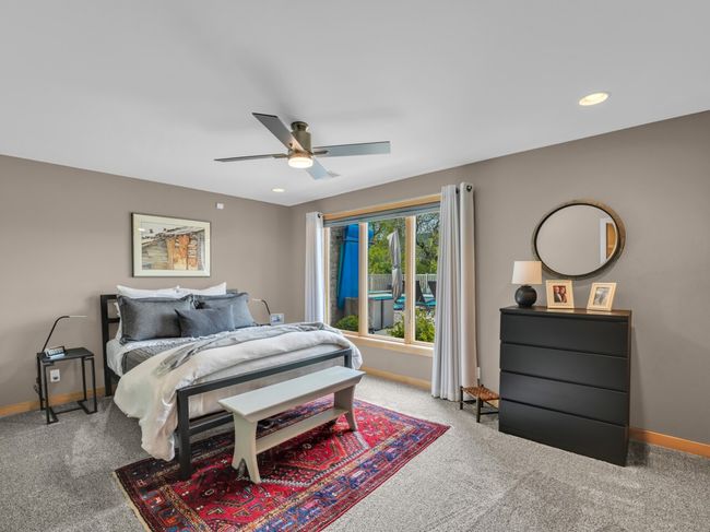 8 Lake Pointe Cir, House other with 5 bedrooms, 3 bathrooms and null parking in Wind Point WI | Image 17