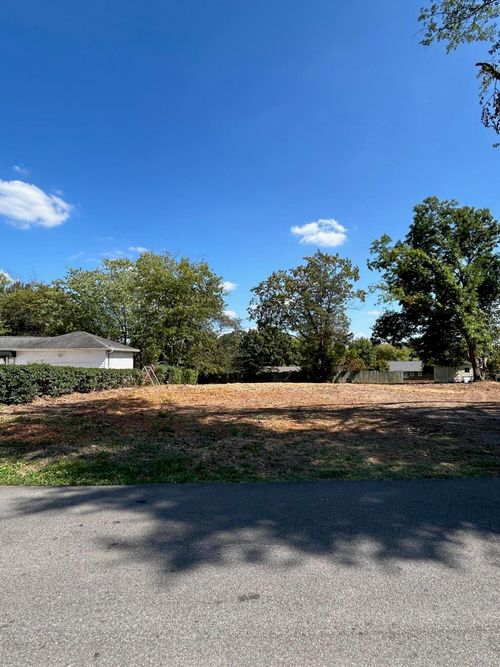 306 Emmett Ave Nw, Cleveland, TN, 37311-1729 | Card Image