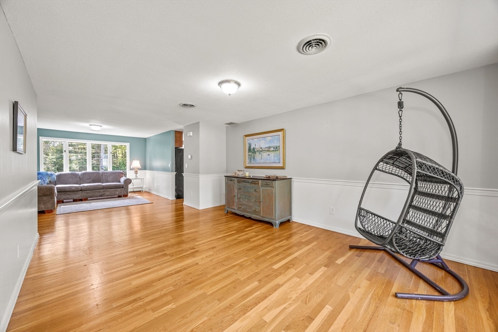 Seth Parker Rd, Centerville, MA 02632