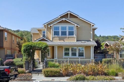 1627 Hill Road, Novato, CA, 94947 | Card Image