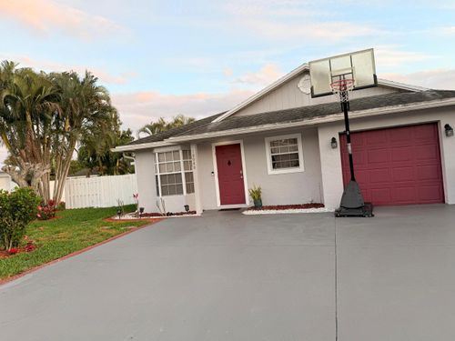 10088 Boynton Place Cir, Boynton Beach, FL, 33437-2611 | Card Image