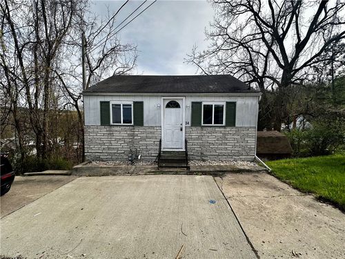 34 Fulton St, Washington, PA, 15301-5750 | Card Image