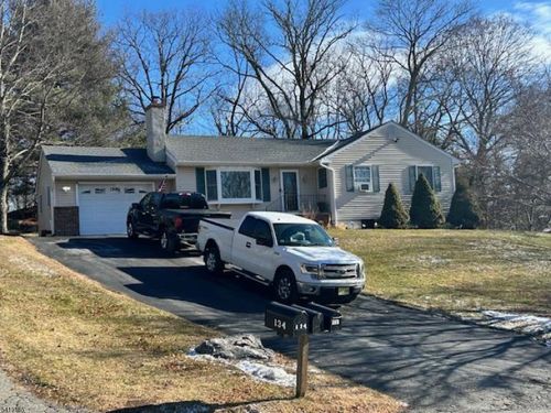 130 Otterhole Rd, West Milford, NJ, 07480-4122 | Card Image