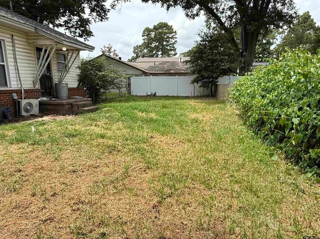200 W Coke Rd, House other with 2 bedrooms, 1 bathrooms and null parking in Winnsboro TX | Image 21