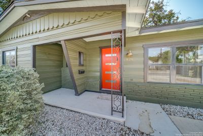 926 Lamar St, House other with 2 bedrooms, 1 bathrooms and null parking in San Antonio TX | Image 3