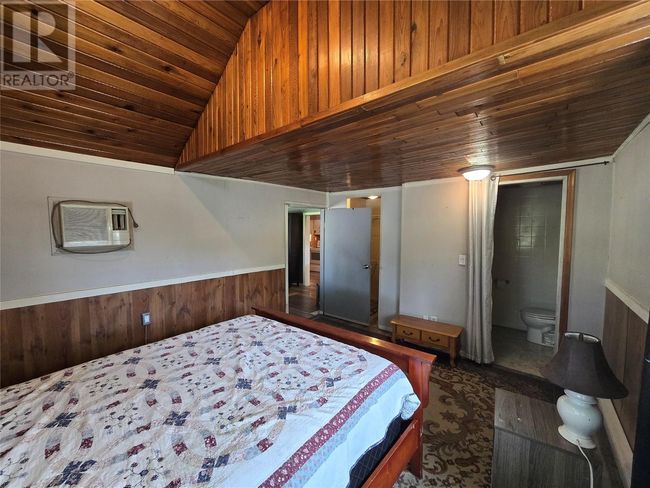 10 Bloom Rd, House other with 4 bedrooms, 2 bathrooms and 5 parking in Lumby BC | Image 11