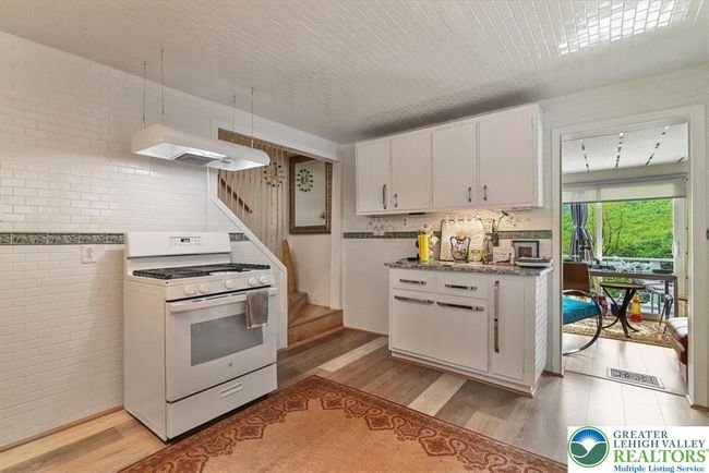 413 South Ave, House other with 3 bedrooms, 1 bathrooms and null parking in Jim Thorpe PA | Image 11