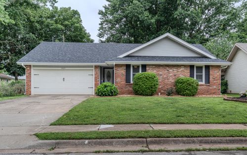 3827 S Lindell Avenue, Springfield, MO, 65807 | Card Image