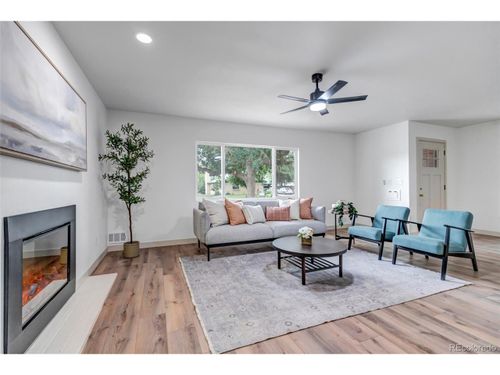 1815 S Monroe St, Denver, CO, 80210-3730 | Card Image