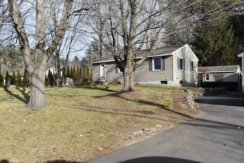 442 Main Dunstable Rd, Nashua, NH, 03062-1886 | Card Image