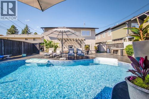 819 Cadder Ave, Kelowna, BC, V1Y5N7 | Card Image