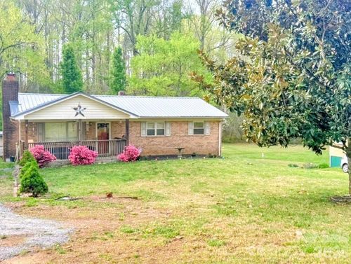4268 Hartland Rd, Lenoir, NC, 28645-8512 | Card Image