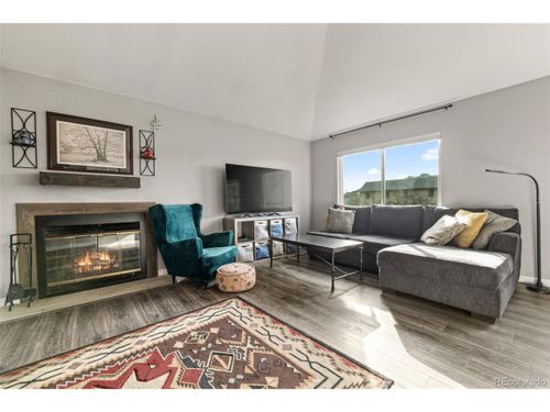 203-540 Forest St, Denver, CO, 80246-8143 | Card Image