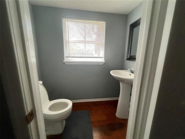 Half Bath | Image 12