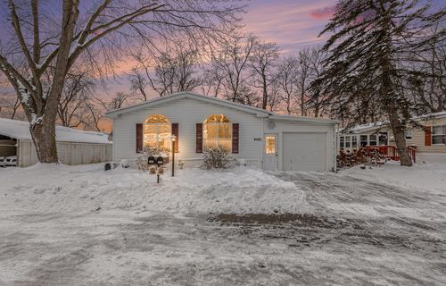 5363 Chickadee Dr Ne, Belmont, MI, 49306-9630 | Card Image