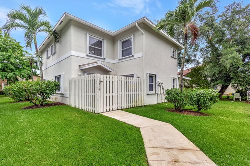 13814 Yarmouth Dr, Wellington, FL, 33414-7732 | Card Image