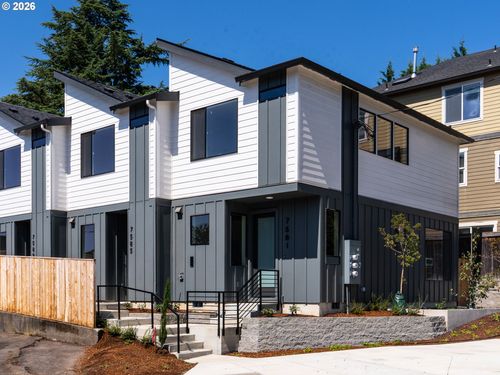 7572 Sw 31st Ave, Portland, OR, 97219 | Card Image