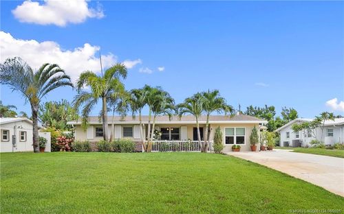 1469 Se 13th St, Stuart, FL, 34996-5813 | Card Image