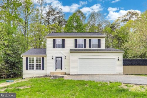 16430 Triple Crown Ct, HUGHESVILLE, MD, 20637-2867 | Card Image