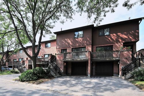 6-26 Ashglen Way, Unionville, ON, L3R3A7 | Card Image