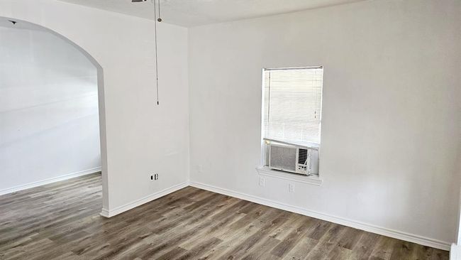 410 Estelle St, Home with 5 bedrooms, 3 bathrooms and null parking in Houston TX | Image 39