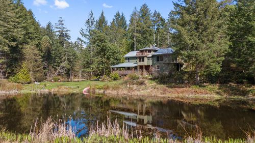 2 Welch Rd, Lasqueti Island, BC, V0R2J0 | Card Image