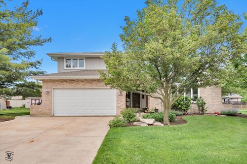 18905 Meadowview Dr, Mokena, IL, 60448-9105 | Card Image