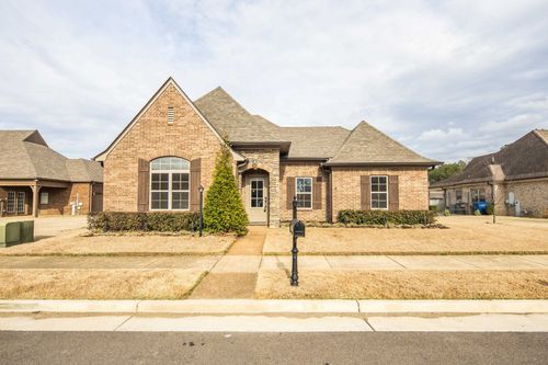 5260 Spruce View Way, Lakeland, TN, 38002-4876 | Card Image