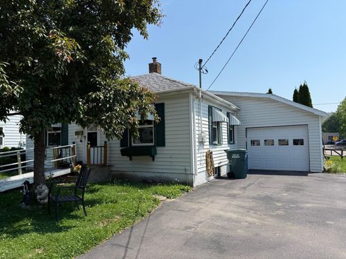 202 Badger Drive, Baraboo, WI, 53913 | Card Image