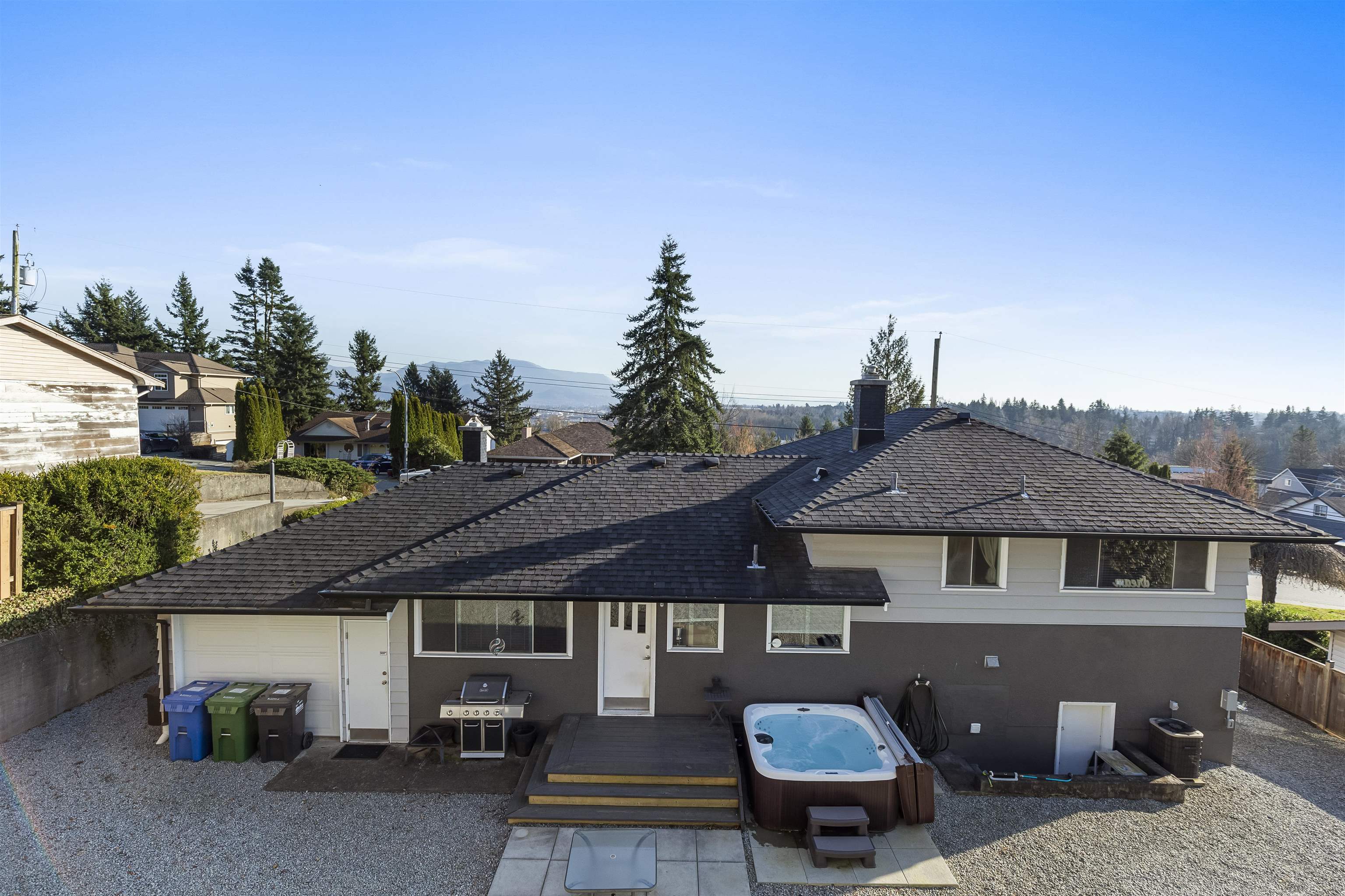 34243 Fraser Street, House other with 4 bedrooms, 1 bathrooms and 9 parking in Abbotsford BC | Image 32