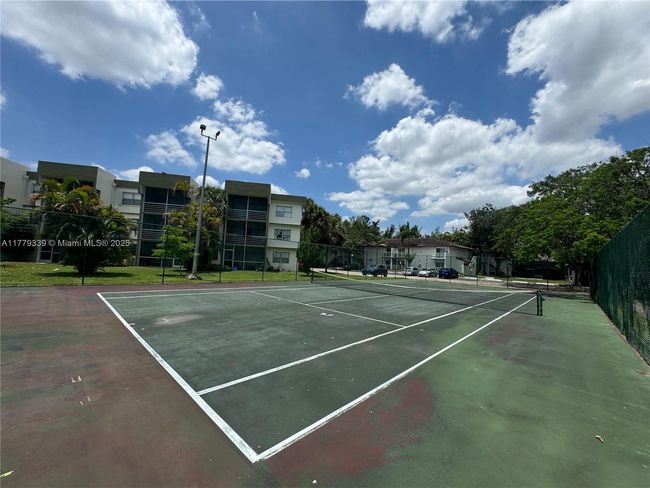 APT-315 - 4215 University Dr, Condo with 2 bedrooms, 2 bathrooms and null parking in Sunrise FL | Image 59