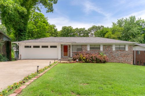 5008 N Vine St, North Little Rock, AR, 72116-6646 | Card Image