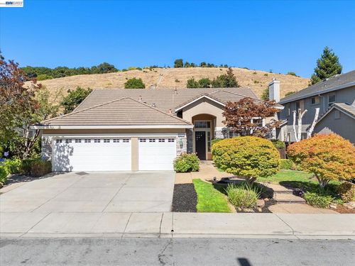 25518 Gold Ridge Dr, Castro Valley, CA, 94552-5454 | Card Image