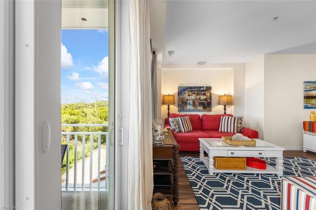 APT-121B - 3738 Sandpiper Rd, House attached with 2 bedrooms, 2 bathrooms and null parking in Virginia Beach VA | Image 20