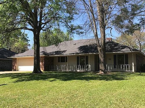 109 Country Club Dr, Benton, LA, 71006-9462 | Card Image