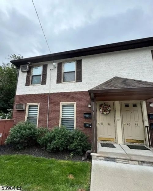 41 Treetop Ct, Bloomingdale, NJ, 07403-1012 | Card Image