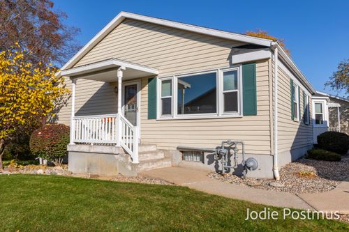 211-1011 Village Lane, Georgetown Charter Township, MI, 49428 | Card Image
